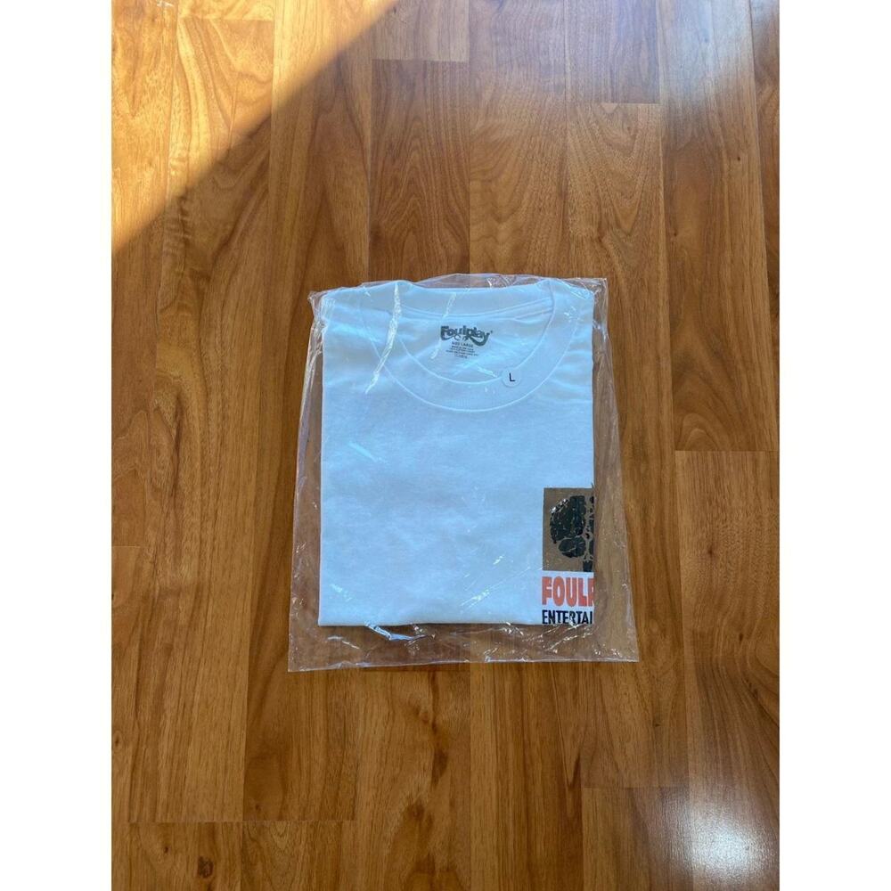 Foulplay entertainment tee size large